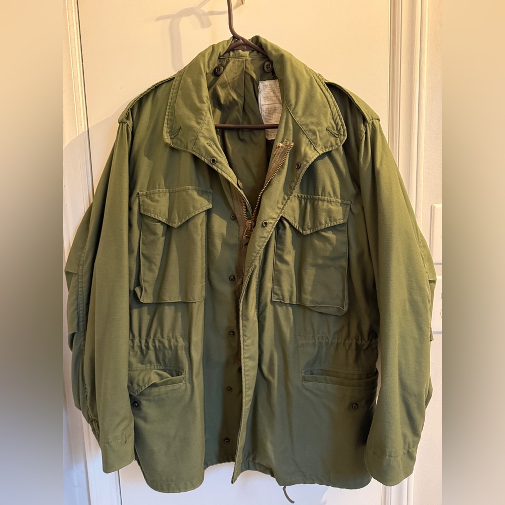 Vintage 1974 M65 jacket, Olive Drab Size Medium Includes original liner